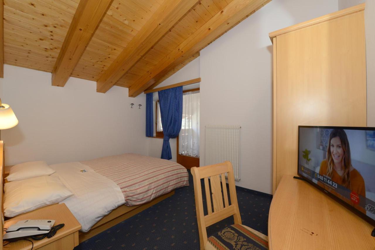 Hotel Sole Passo del Tonale Bagian luar foto