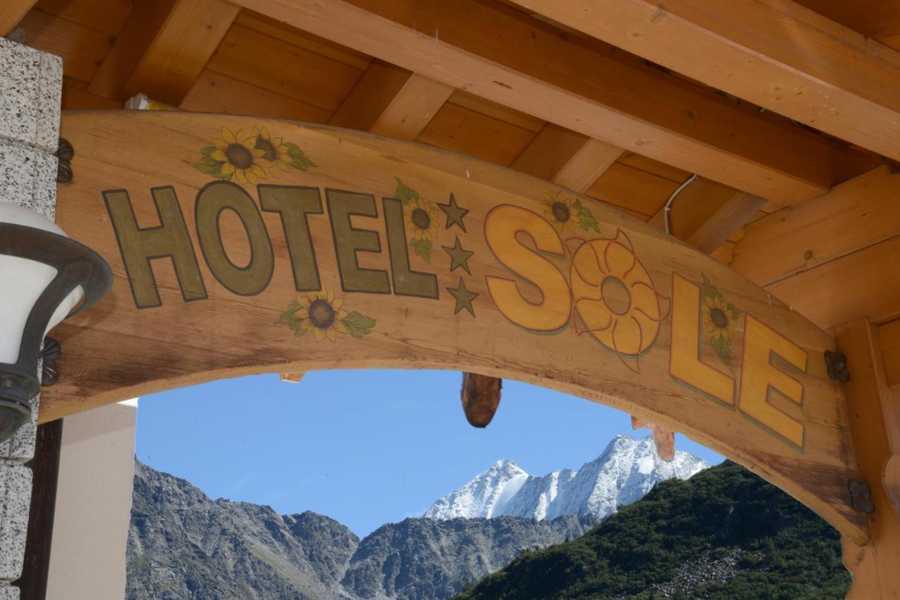Hotel Sole Passo del Tonale Bagian luar foto