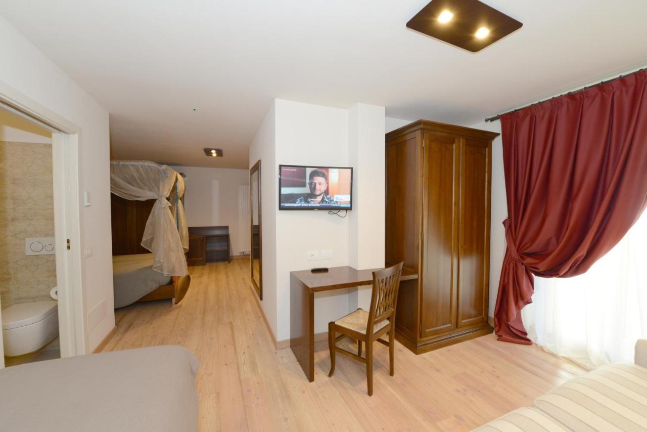 Hotel Sole Passo del Tonale Bagian luar foto
