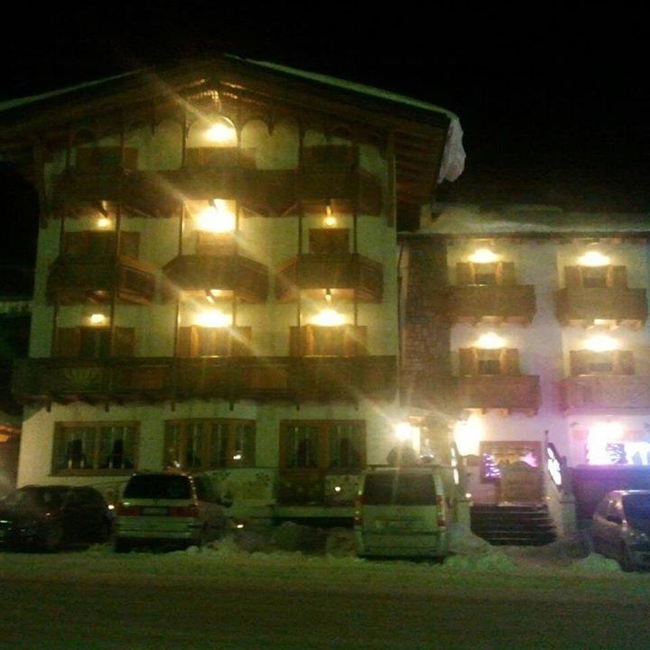 Hotel Sole Passo del Tonale Bagian luar foto